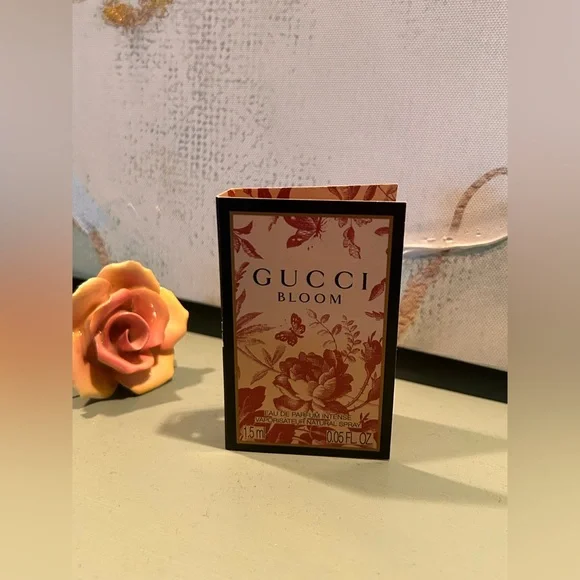 Gucci Bloom 4/$25 - Picture 2 of 2